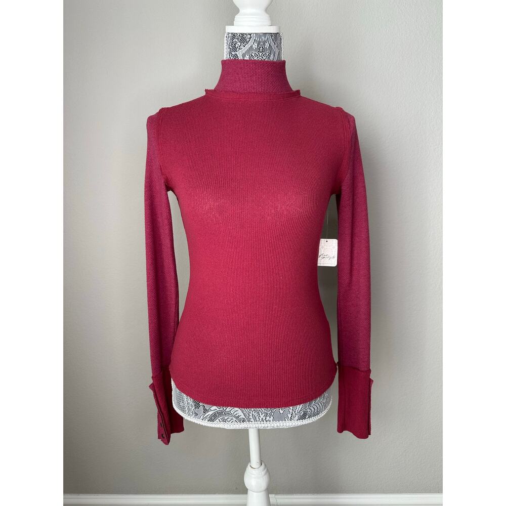 FREE PEOPLE Long Sleeve Mock Neck Studded Sleeve Red Thermal Top Tee Size XS - Picture 2 of 7
